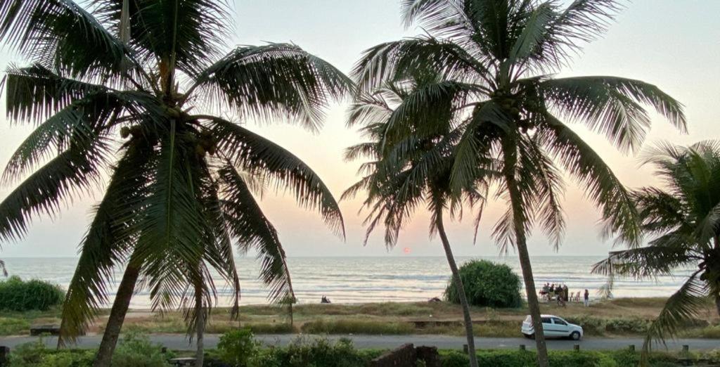 Corniche Beach Resort Mulappilangād Екстериор снимка